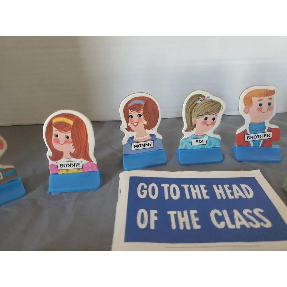 Vtg Milton Bradley GO TO THE HEAD OF THE CLASS Replacement Pieces Rules & Cards